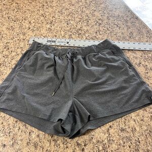 Women’s Old Navy Active powersoft Go Dry elastic Drawstring Shorts Gray XL